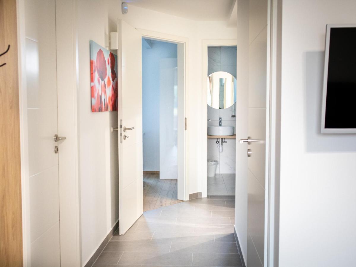 Ugo Apartman Halászi Esterno foto