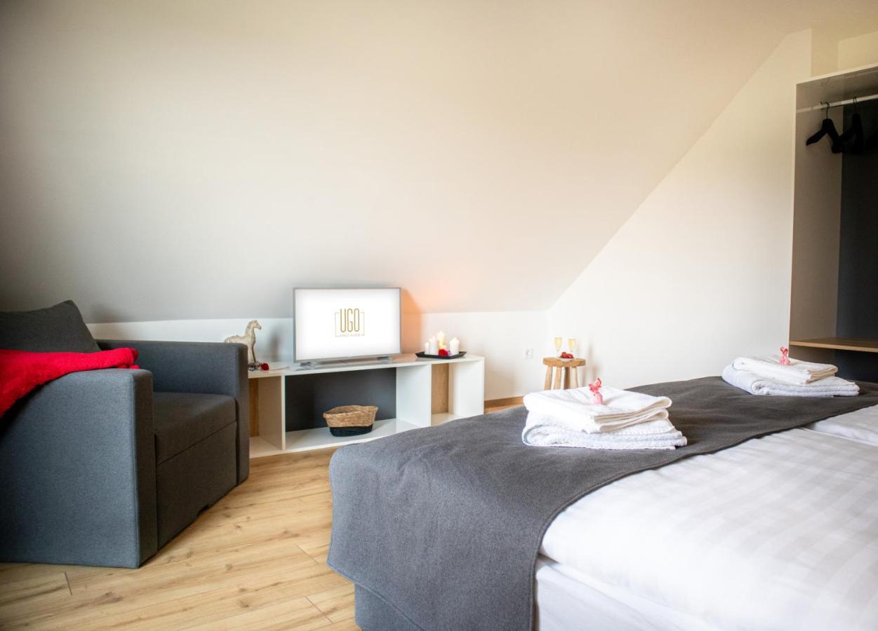Ugo Apartman Halászi Esterno foto
