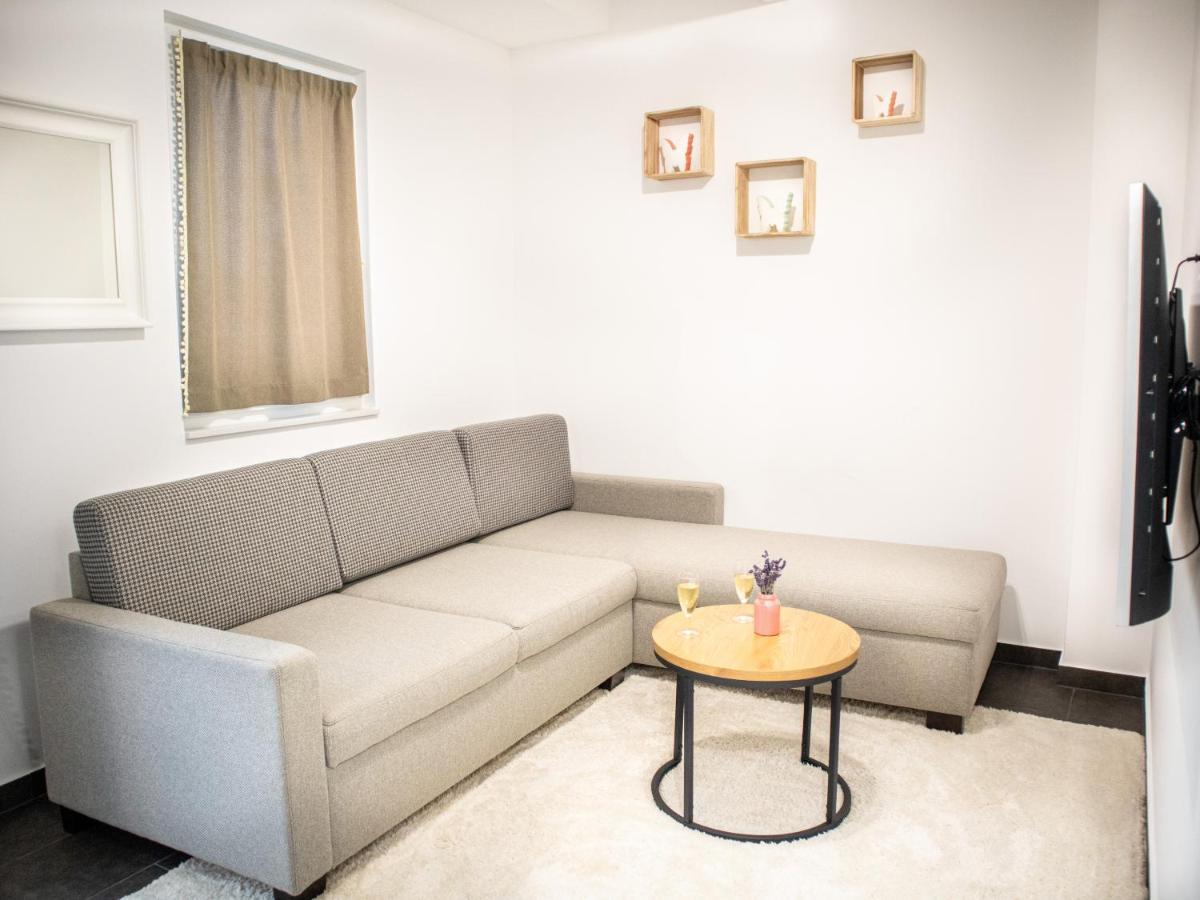 Ugo Apartman Halászi Esterno foto
