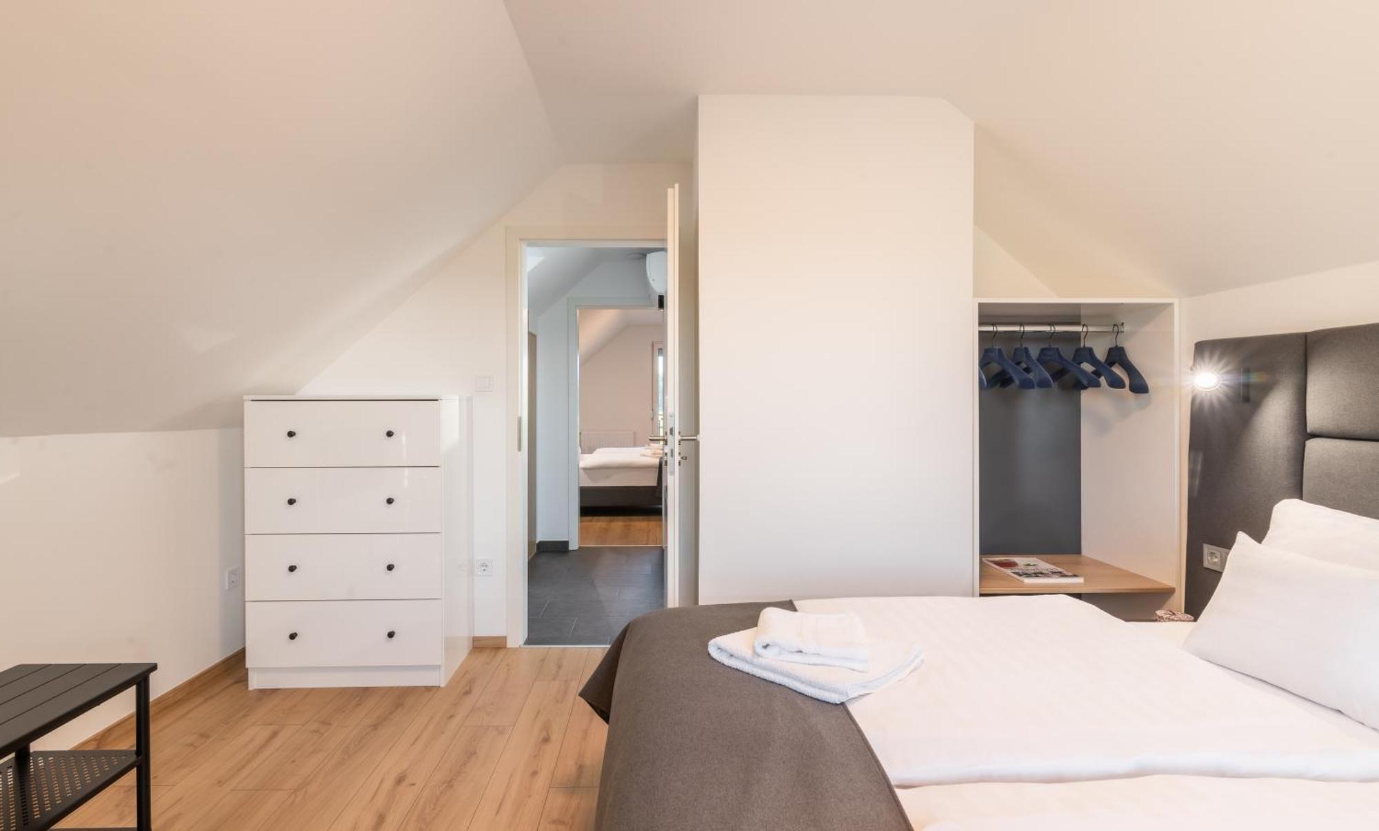 Ugo Apartman Halászi Esterno foto